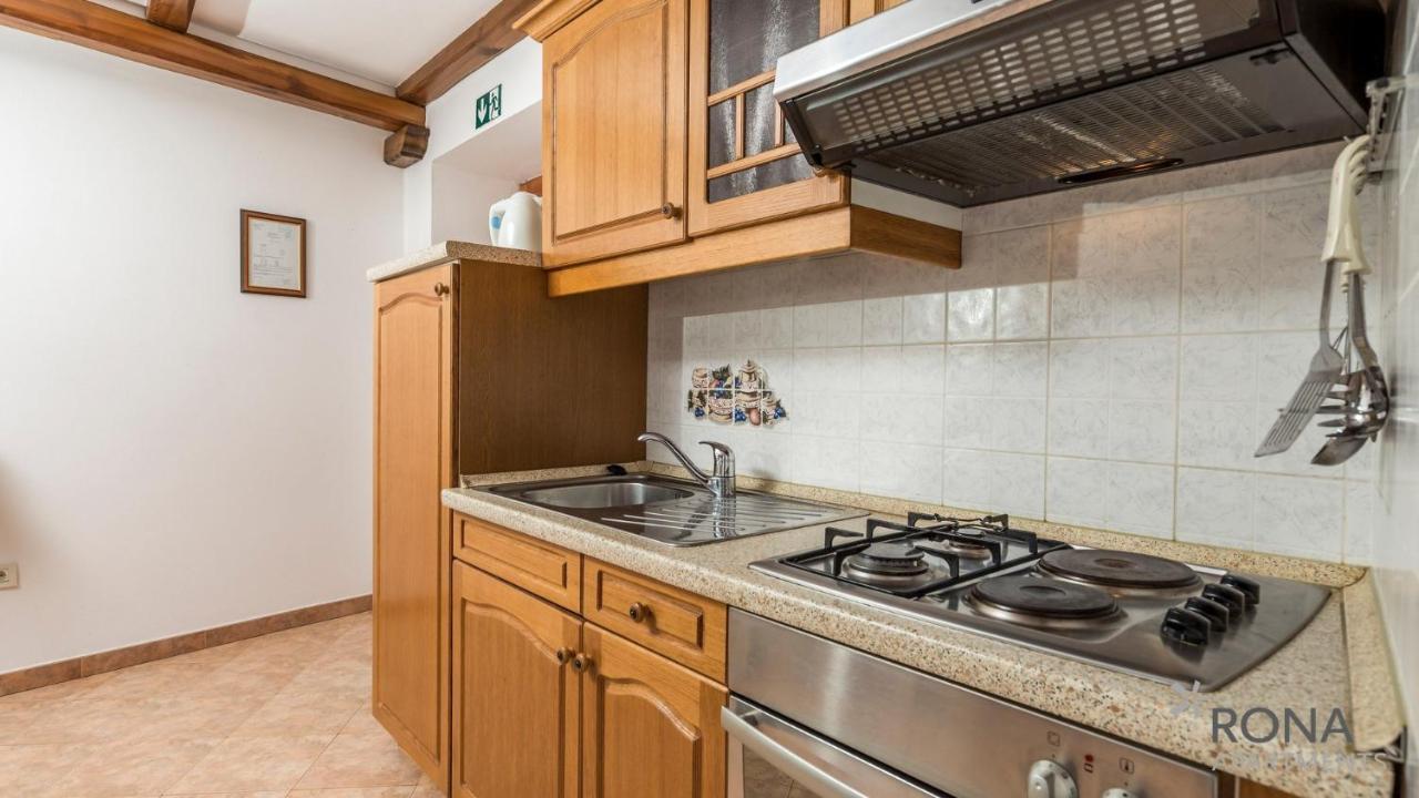 Rona Stone House Apartments Janja Boljun Zewnętrze zdjęcie